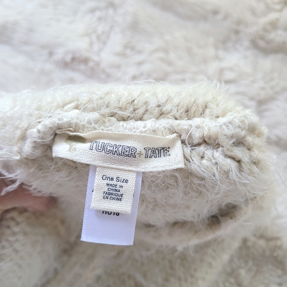 🍒NWOT🍒 GLAM CAT EARS BEANIE - Picture 5 of 5